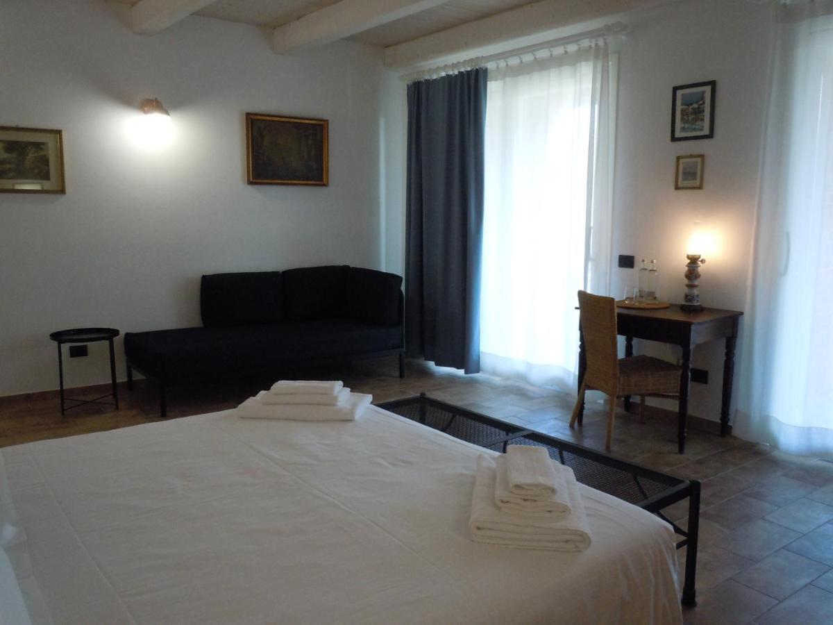 Antica Cascina Pilo Villa Monchiero ภายนอก รูปภาพ
