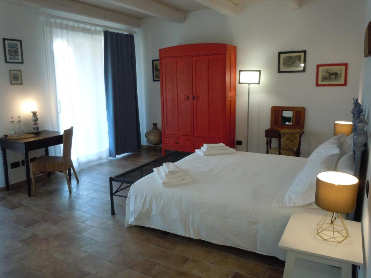 Antica Cascina Pilo Villa Monchiero ภายนอก รูปภาพ
